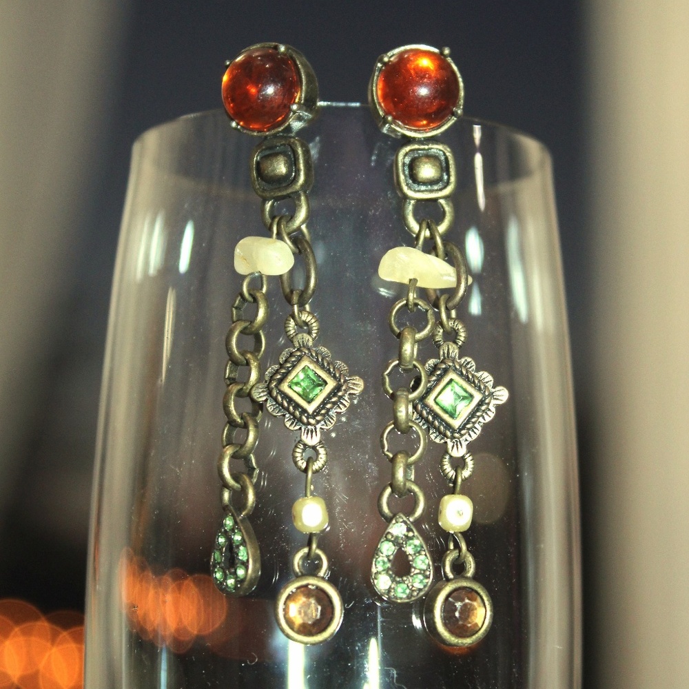 Green bronze and amber earrings